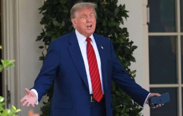 Partai Republik berpisah atas apakah Trump harus melibatkan kita dalam konflik Israel-Iran