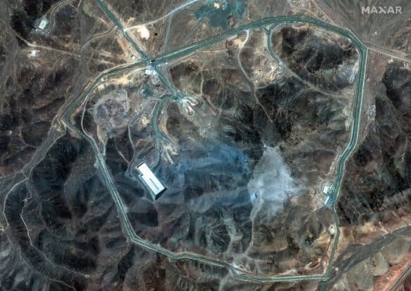Pembaruan Langsung Israel-Iran: Kamenei Iran mengatakan 'hukuman' Israel akan berlanjut