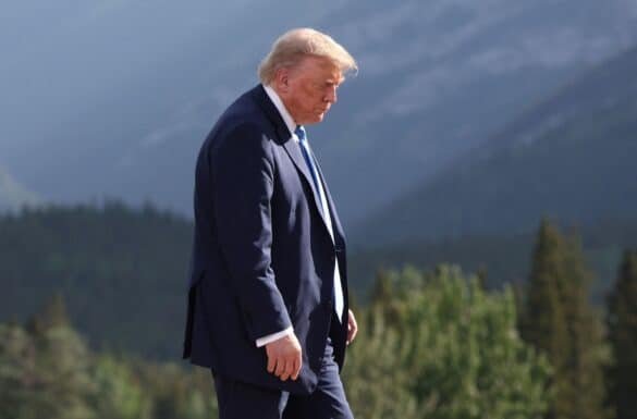 Terobosan Diplomatik atau Tindakan Militer: Pilihan Trump di Iran?: Analisis